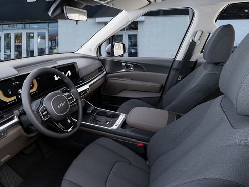 New 2026 Kia Carnival LX image 17