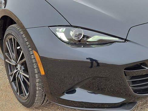 Used 2024 MAZDA MX-5 Miata RF Grand Touring w/ Weather Package image 10