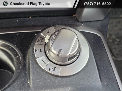 Used 2023 Toyota 4Runner Limited image 20