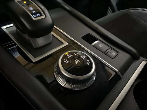 Used 2024 Mitsubishi Outlander SE FWD image 53
