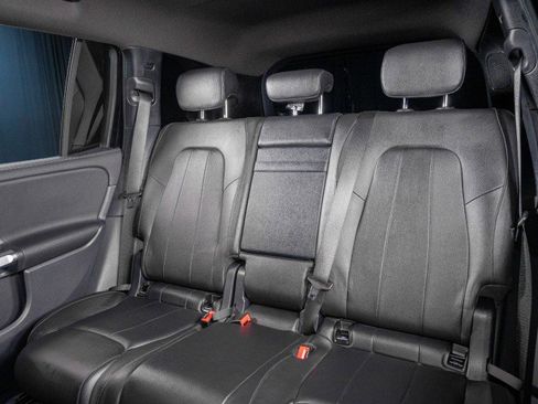 Certified 2025 Mercedes-Benz GLB 250 image 27