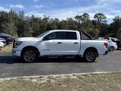 Certified 2024 Nissan Titan SV w/ SV Bronze Edition Package image 13
