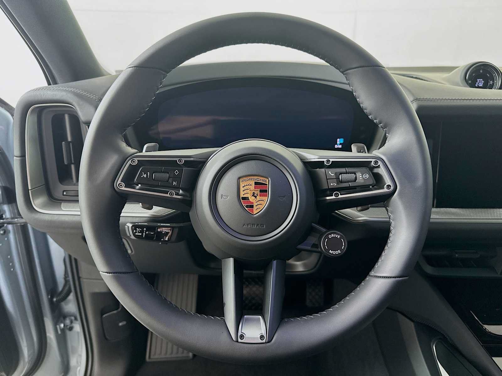 Used 2026 Porsche Cayenne AWD/4WD image 14