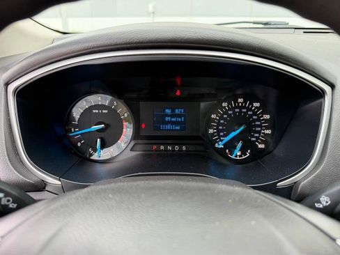 Used 2015 Ford Fusion S image 30