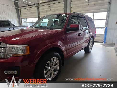Used 2016 Ford Expedition Limited w/ Equipment Group 301A AWD/4WD image 3
