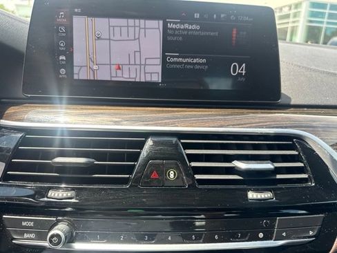 Used 2020 BMW 540i w/ Executive Package RWD image 13