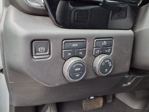 Used 2023 Chevrolet Silverado 1500 LT image 5