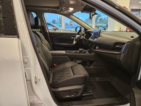 New 2026 Nissan Rogue Platinum w/ Platinum Premium Package image 25