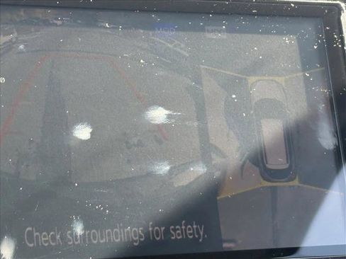 Used 2020 Nissan Kicks SR w/ SR Premium Package image 8