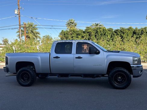 Used 2011 Chevrolet Silverado 3500 LT w/ Suspension Package, Off-Road AWD/4WD image 2