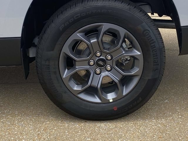 New 2026 Ford Maverick XLT w/ XLT Luxury Package FWD image 9