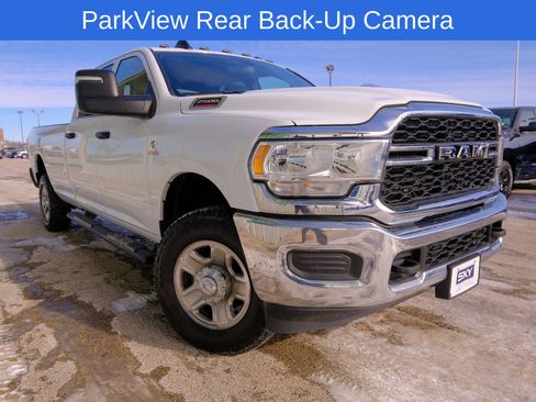 Used 2024 RAM 2500 Tradesman w/ Chrome Appearance Group image 12