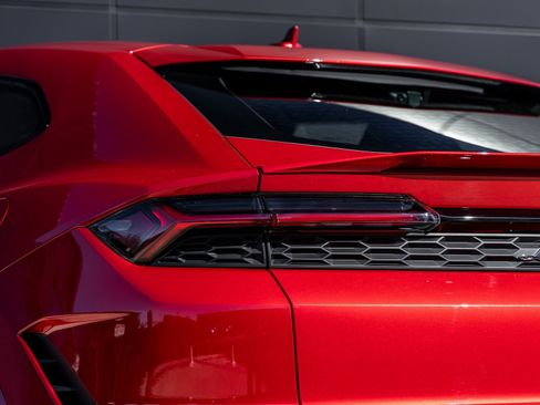 Used 2026 Lamborghini Urus SE image 11