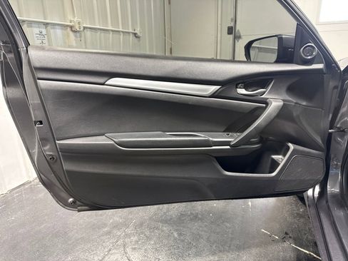 Used 2019 Honda Civic Sport image 15