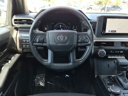 Certified 2025 Toyota Tacoma SR5 AWD/4WD image 13