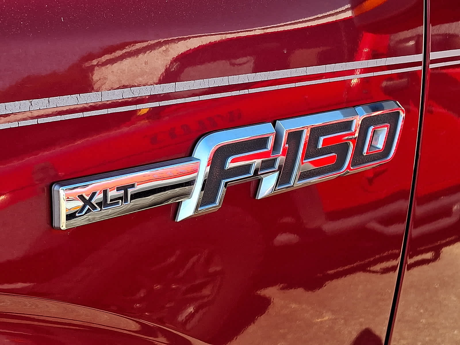 Used 2013 Ford F150 XLT w/ XLT Chrome Pkg AWD/4WD image 4