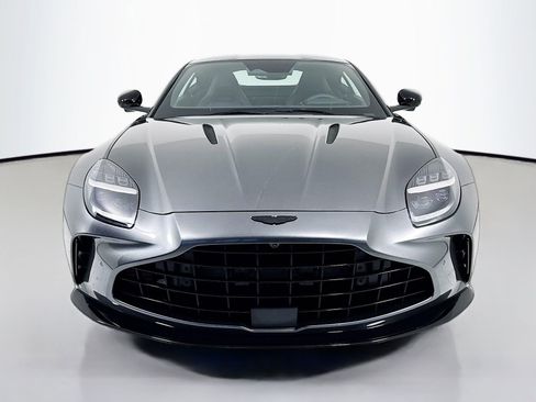 New 2026 Aston Martin V8 Vantage Coupe RWD image 2