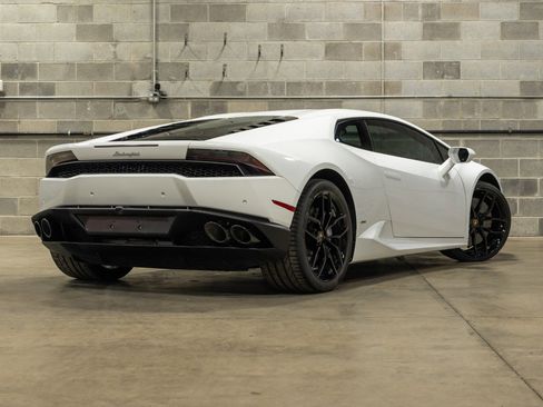 Used 2016 Lamborghini Huracan LP 610-4 image 7