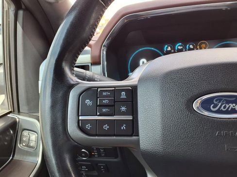 Used 2022 Ford F150 Lariat w/ Equipment Group 502A High image 37