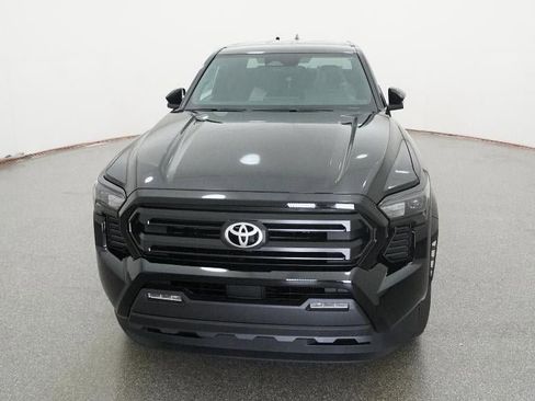 New 2025 Toyota Tacoma SR5 image 15