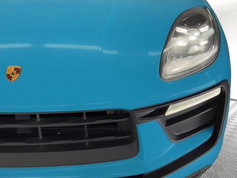 Used 2022 Porsche Macan image 11