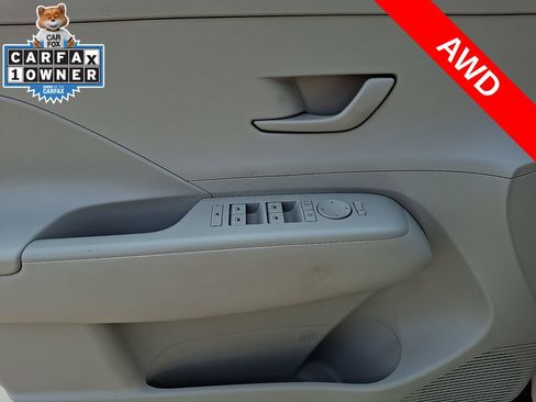 Used 2024 Hyundai Kona SEL AWD/4WD image 12