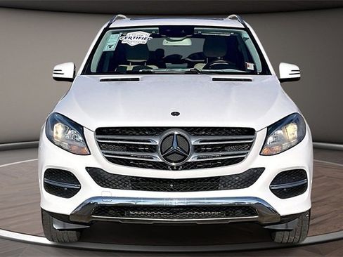 Used 2018 Mercedes-Benz GLE 350 w/ Premium 1 Package image 3