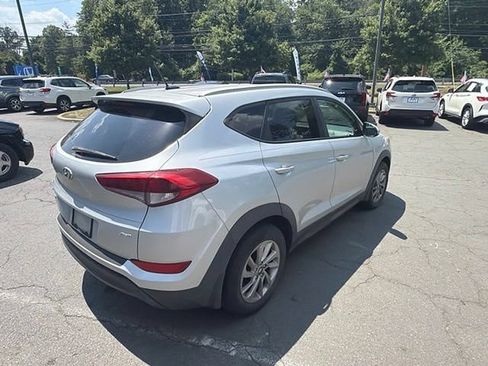Used 2016 Hyundai Tucson SE w/ Option Group 02 AWD/4WD image 8