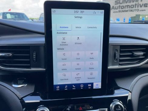 Used 2022 Ford Explorer ST w/ Equipment Group 401A AWD/4WD image 18