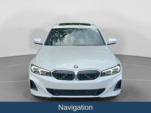 Used 2025 BMW 330i Sedan RWD image 3