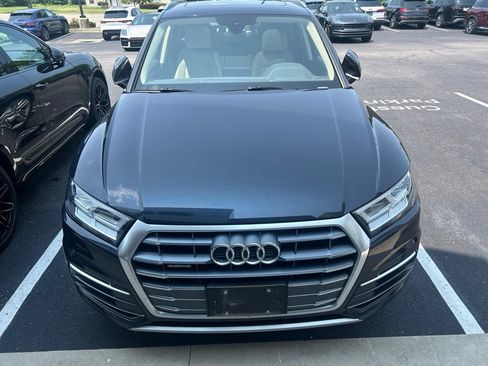 Used 2018 Audi Q5 2.0T Premium Plus w/ Premium Plus Package AWD/4WD image 3