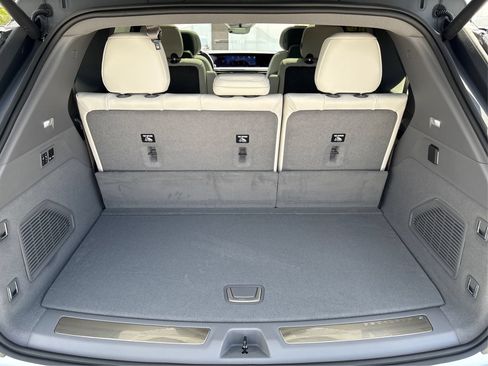 New 2026 Cadillac Escalade IQ Sport 1 AWD/4WD image 11
