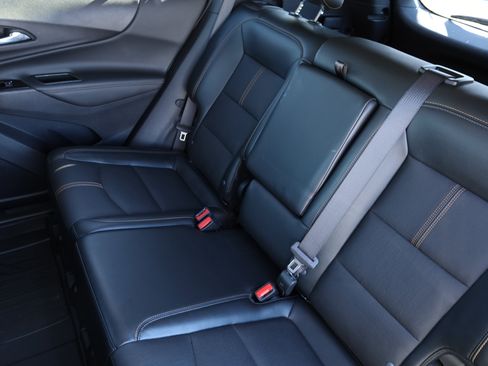 Used 2023 Chevrolet Equinox Premier image 15