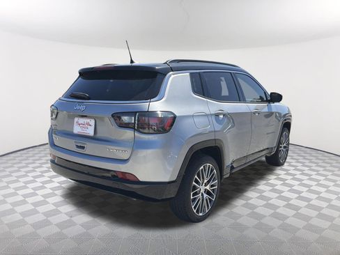 Used 2024 Jeep Compass Limited w/ Elite Group AWD/4WD image 17