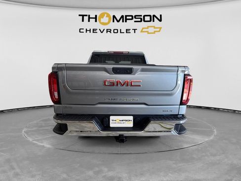 Used 2025 GMC Sierra 1500 SLT AWD/4WD image 4