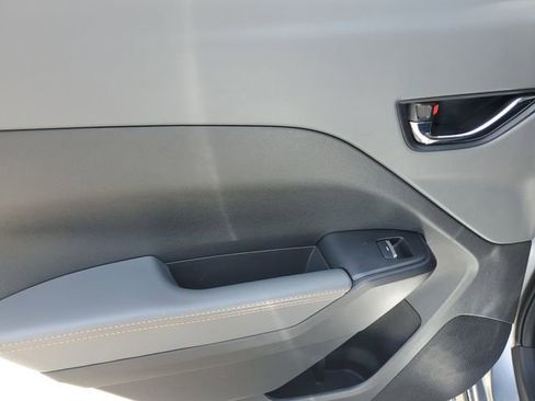 Certified 2025 Subaru Crosstrek 2.5i Limited w/ Popular Package #4A image 14