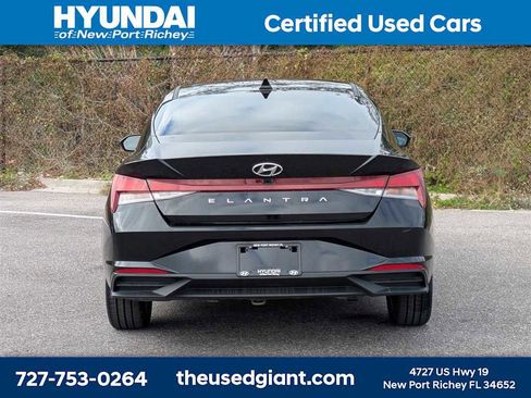 Certified 2023 Hyundai Elantra SEL image 4