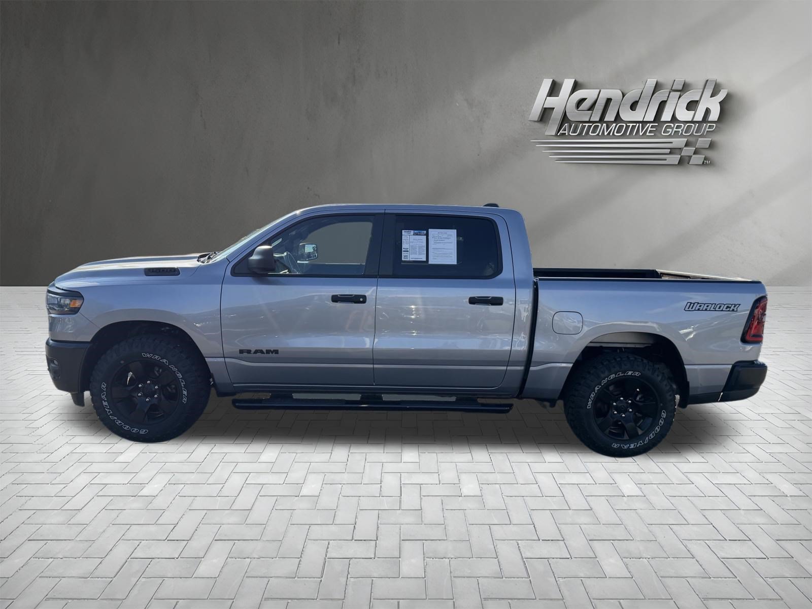 Used 2025 RAM 1500 Warlock AWD/4WD image 7