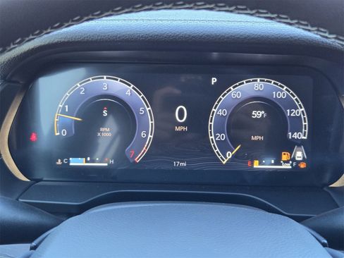 New 2025 Jeep Grand Cherokee Limited w/ Black Appearance Package image 15