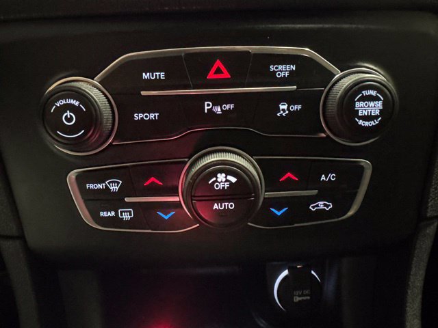 Used 2018 Dodge Charger R/T RWD image 24