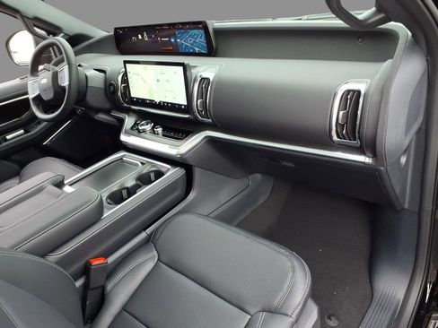 New 2026 Ford Expedition Max Platinum AWD/4WD image 12