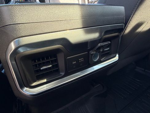 Used 2020 GMC Sierra 1500 Elevation w/ Elevation Value Package image 21