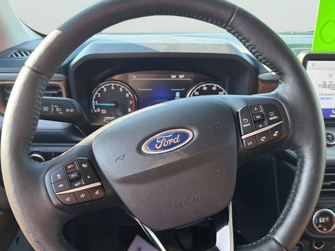 Used 2022 Ford Maverick Lariat w/ Lariat Luxury Package image 19