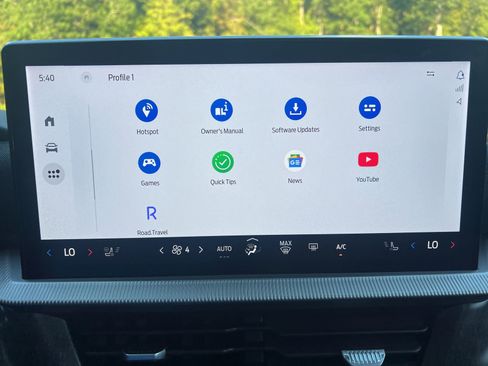 Used 2025 Ford Explorer Platinum w/ LUX Leather Package image 38