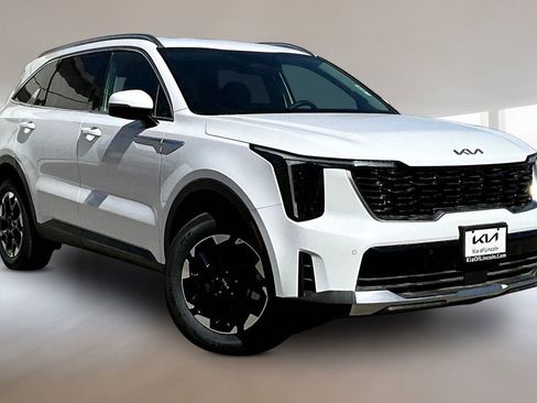 New 2026 Kia Sorento S w/ S Panoramic Sunroof Package image 2
