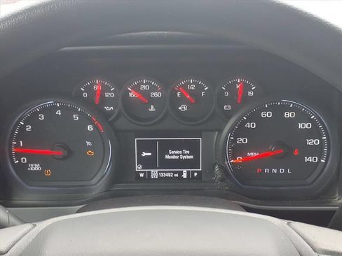 Used 2019 Chevrolet Silverado 1500 Custom Trail Boss w/ Custom Convenience Package AWD/4WD image 14