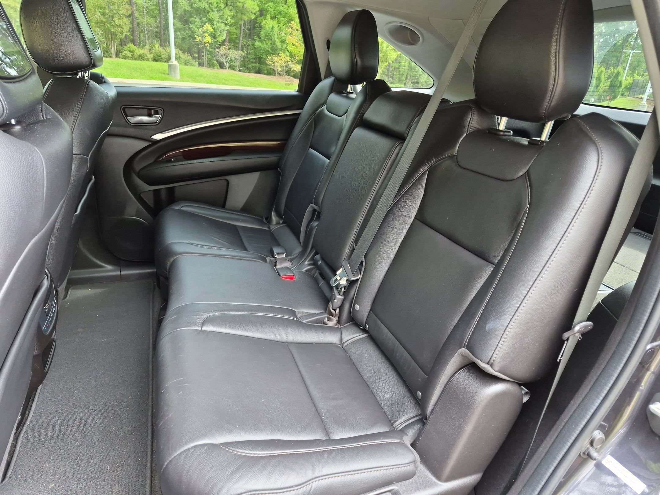 Used 2015 Acura MDX w/ Technology Package AWD/4WD image 22