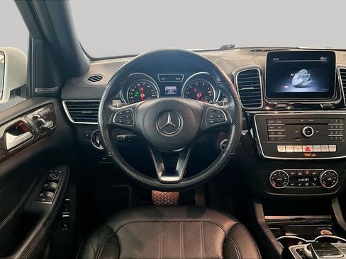 Used 2017 Mercedes-Benz GLS 450 4MATIC image 16