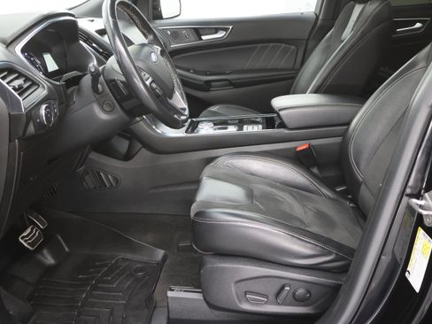 Used 2020 Ford Edge ST w/ Equipment Group 401A image 8