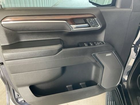Used 2022 GMC Sierra 1500 SLT w/ SLT Premium Plus Package image 5